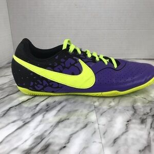 Nike Elastico Indoor soccer sneaker trainers cleats shoes men’s size 7.5